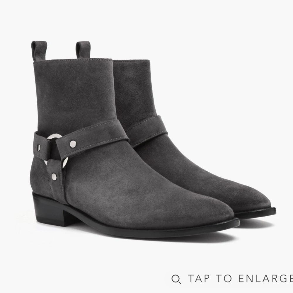 Selling Chelsea boots